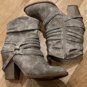 Taupe/Grey Rhinestone Ankle Boots Sz.9